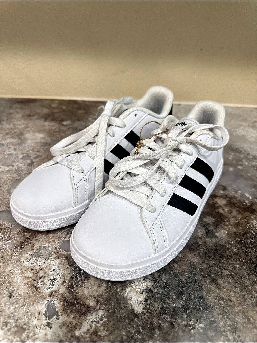 adidas Grand Court 2.0 Sneakers White & Black